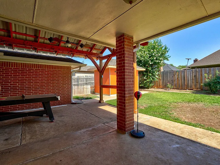 1209 SW 113th St — Photo 31