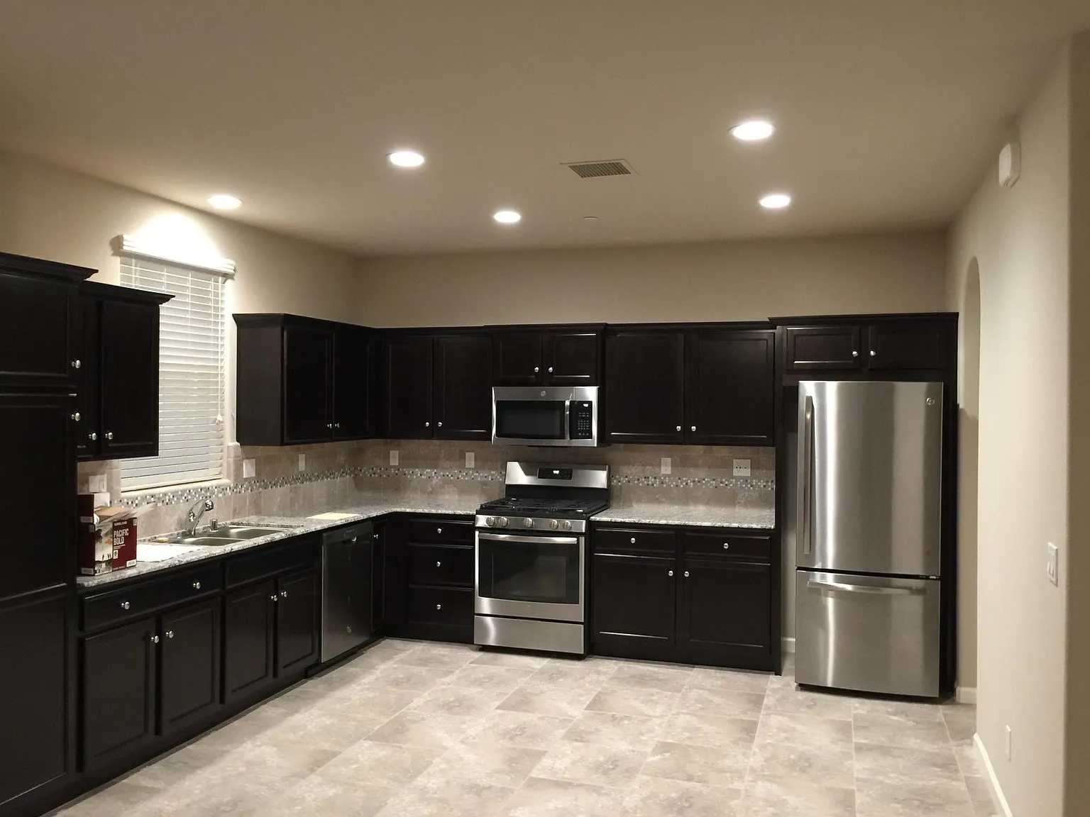 1451 Visionary Rd photo 1