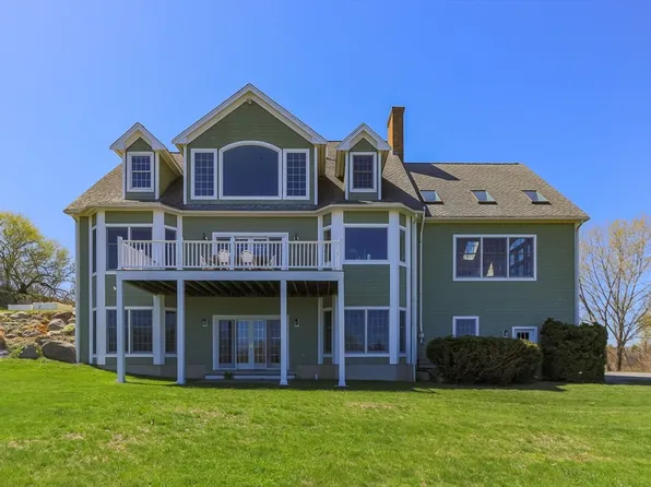 63 Skyfields Dr, Groton, MA 01450