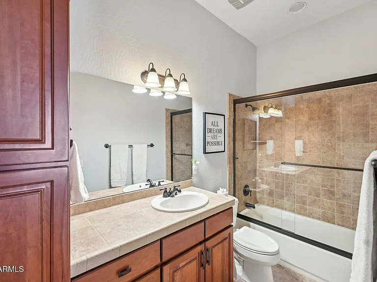 351 N Cloverfield Cir — Photo 33