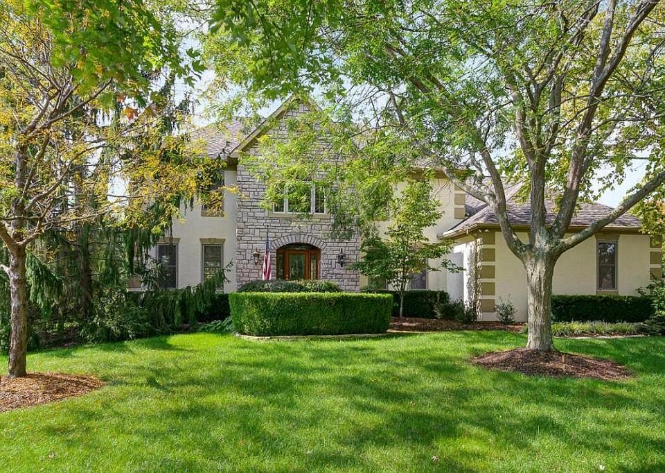 1st image of 2357 Ashbury Close