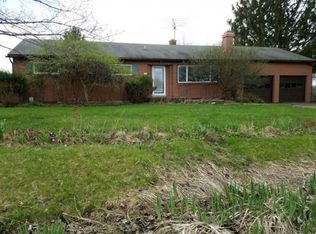 33 Fenner Rd, Lansing, NY 14882