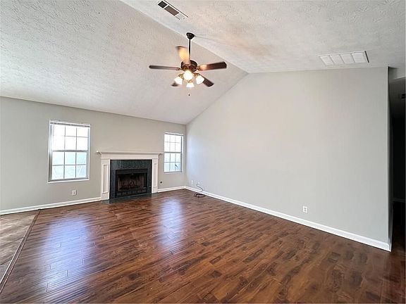 3rd image of 2985 Sentinel Pkwy