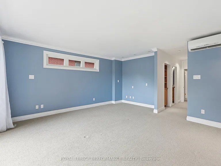 284 Crichton St — Photo 23
