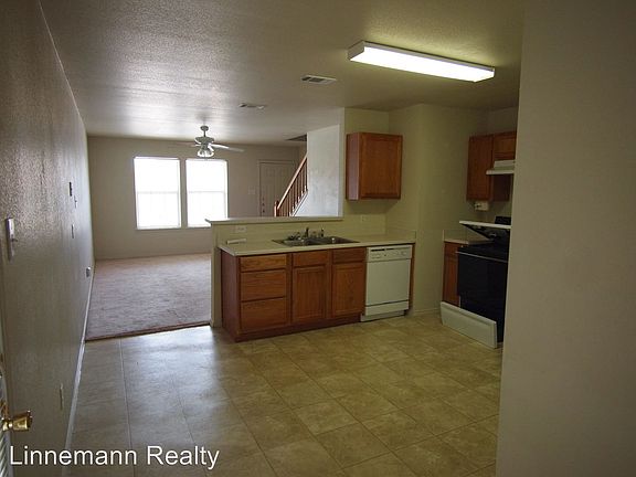 3rd image of 3600 Malibu Ln APT C