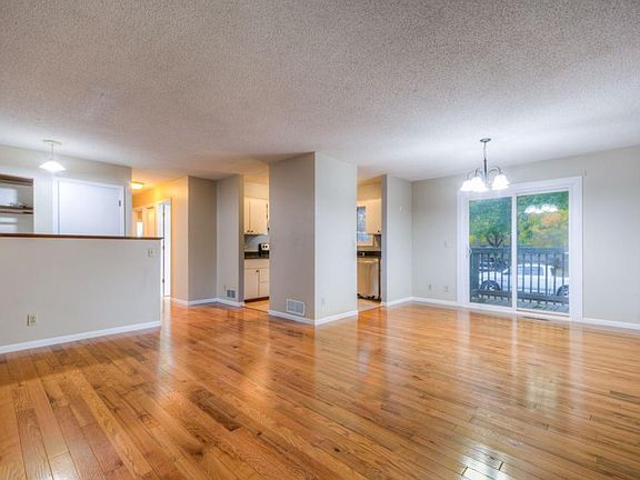 4th image of 1564 Edgerton St