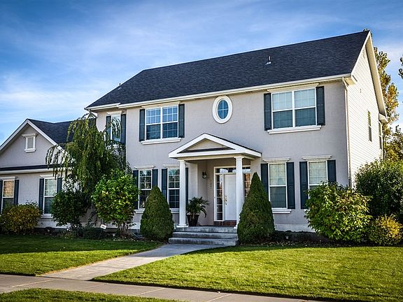 3rd image of 107 Cobblestone Ln