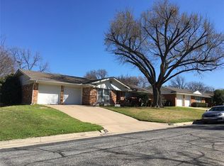 316 Revere Dr, Fort Worth, TX 76134
