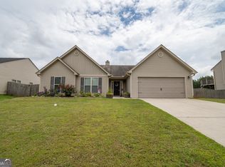 2728 Berkshire Dr, Winder, GA 30680