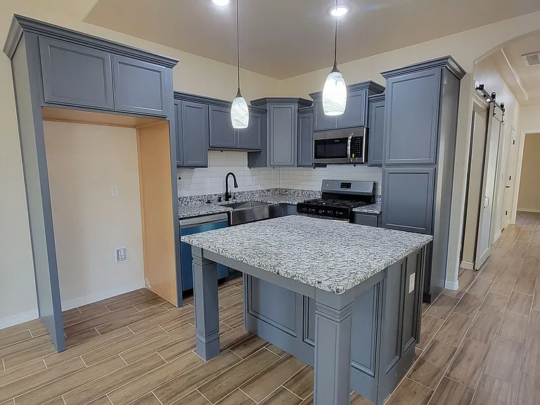 125 Loma Vista Dr — Photo 9