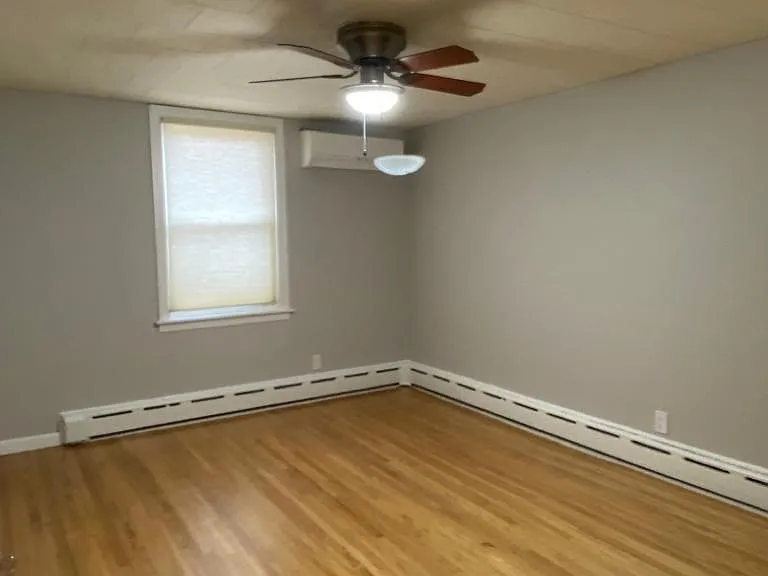 6 Maple St — Photo 12