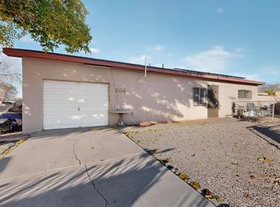 204 General Hodges St NE, Albuquerque, NM 87123