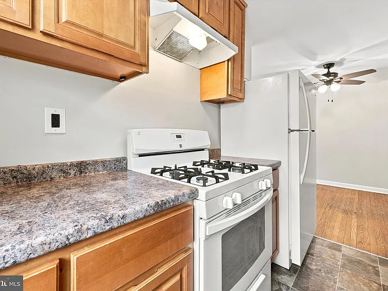 9182 Ryerson Rd #2 — Photo 6