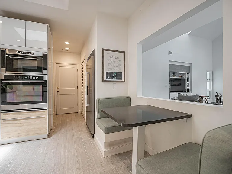 8361 Baytree Dr #8361 — Photo 9