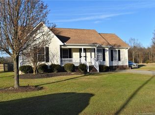 61 Starlight Dr, Lillington, NC 27546