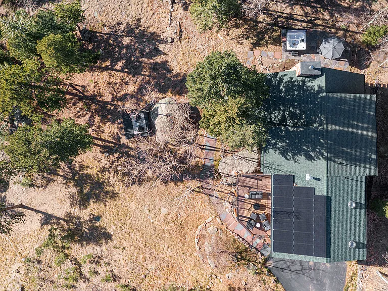 80 Spruce Ct — Photo 18