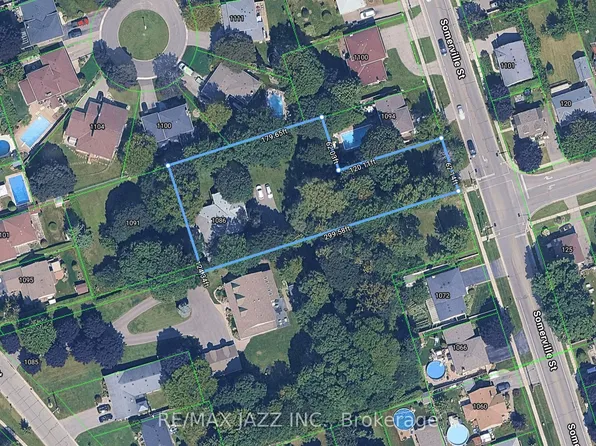 1086 Somerville St, Oshawa, ON L1G 4K5