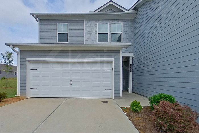 1st image of 206 Long Island Dr