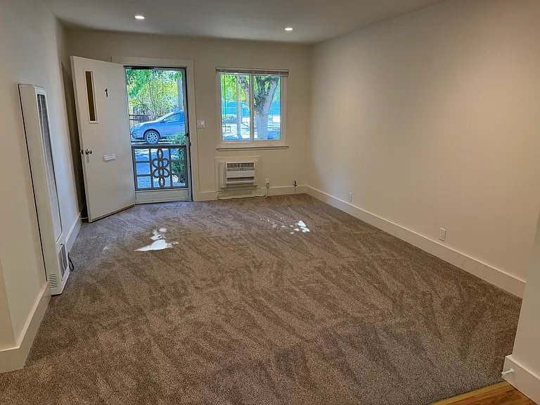 1226 Stevenson St #7 — Photo 11