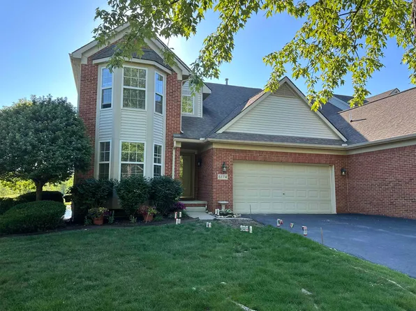 6174 Lone Oak Cir, Grand Blanc, MI 48439