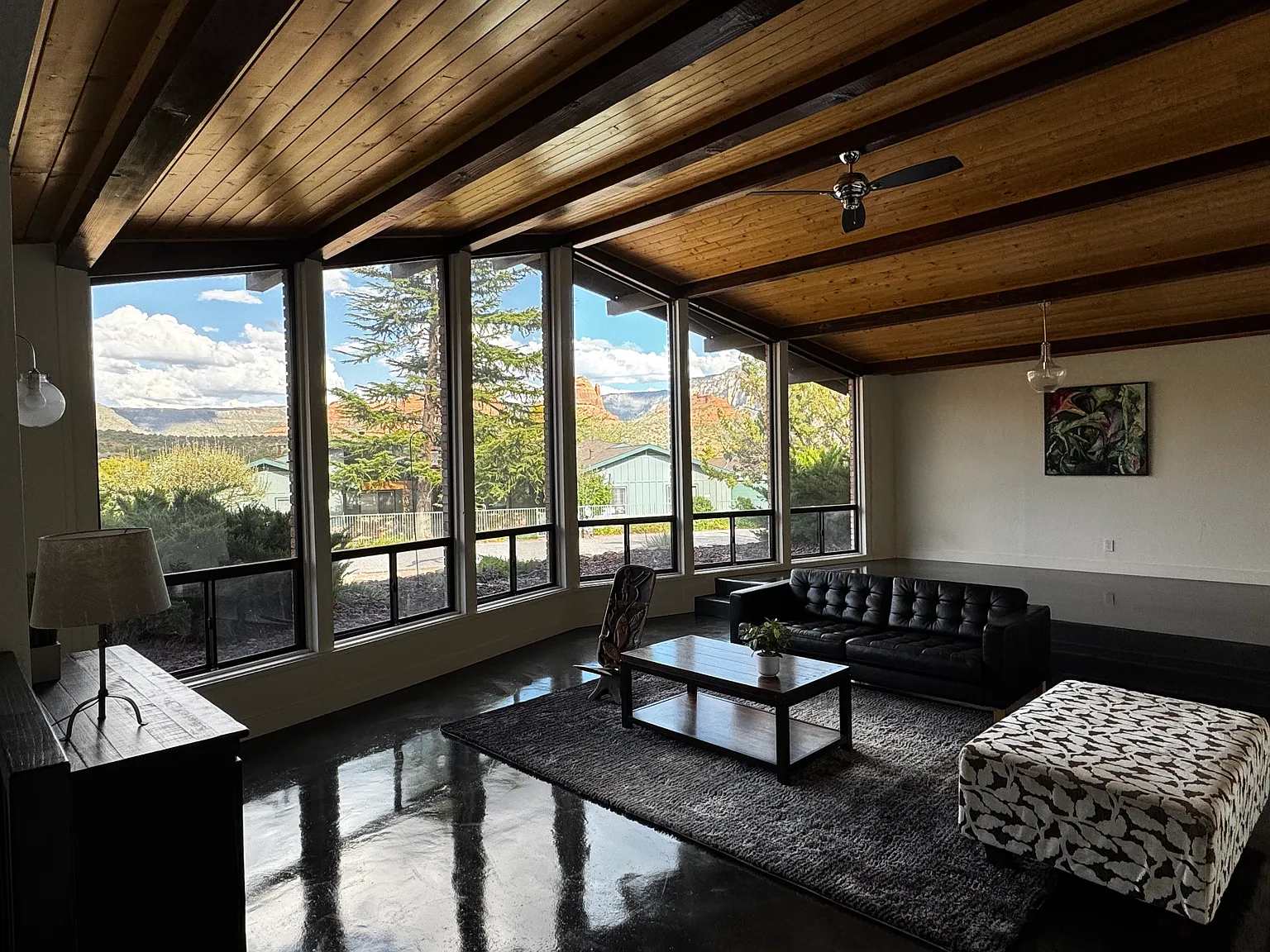3 bed, 2598 sqft, $5,500 — Photo 3