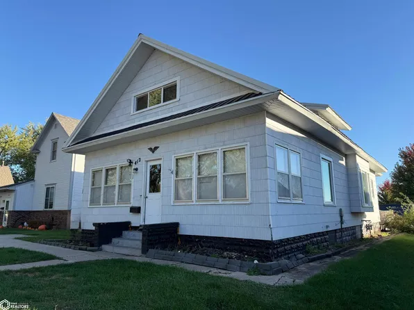 412 4th St, Manning, IA 51455