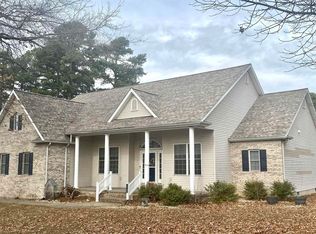 17794 E Fairfield Rd, Mount Vernon, IL 62864