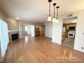1811 Manning Ave