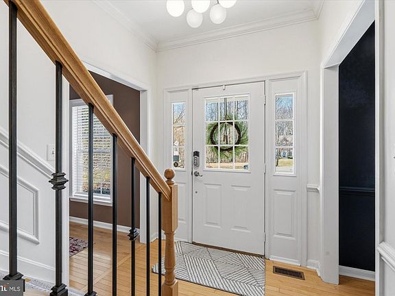 4th image of 3704 Eagles Nest Ct