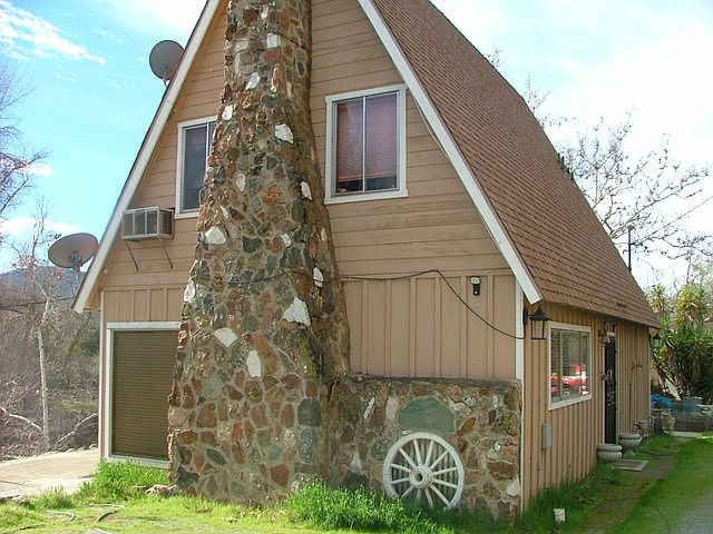 2nd image of 33625 Highway 190