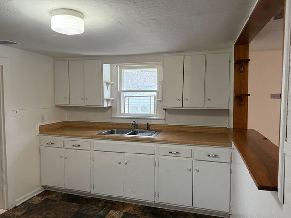 310 S Brady St, Corunna, MI 48817