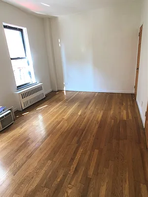 Rented by City Connections Realty | media 11