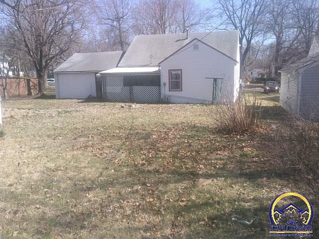 2nd image of 315 Topeka Ave
