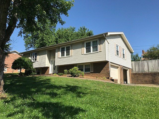 1st image of 211 Castleridge Dr