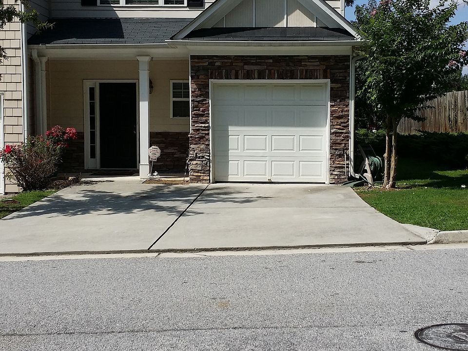 2nd image of 1348 Rogers Trce