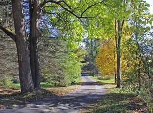 10 Sunrise Ave, Deerfield, MA 01342