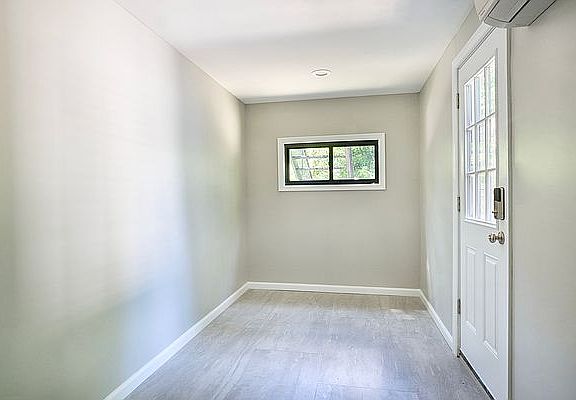 4th image of 617 Mac Donough St #2