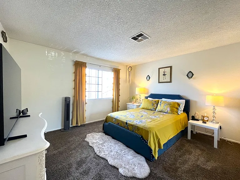 1013 W Linden St #32 — Photo 13