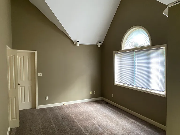 4 Ivy Ridge Rd — Photo 7