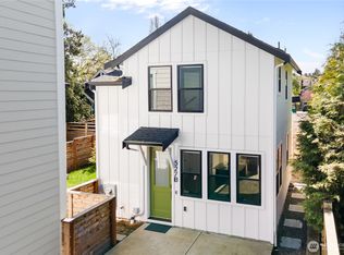 527 N 71st St #B, Seattle, WA 98103