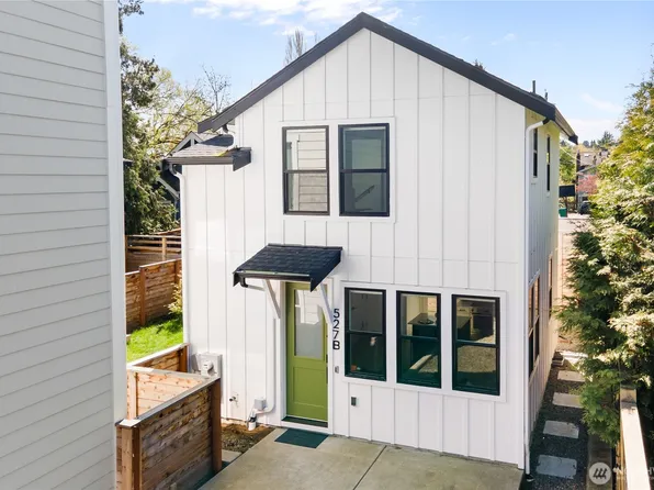 527 N 71st #B, Seattle, WA 98103