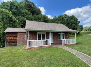 309 Maple St, Ronda, NC 28670