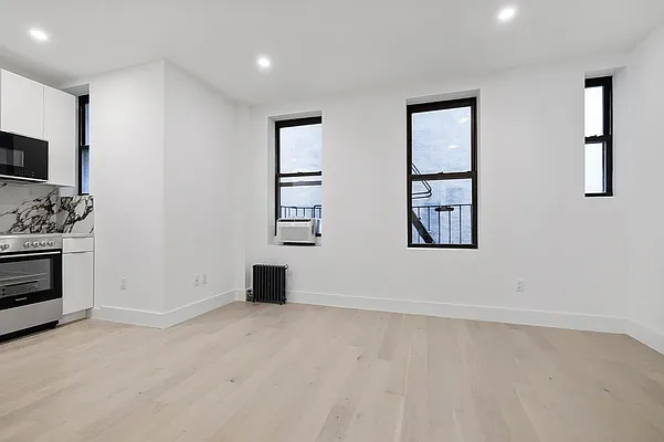 Rented by Abode Residential LLC | media 4