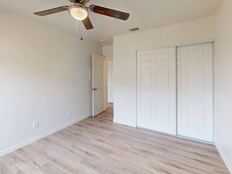 121 Malan St #1 — Photo 15