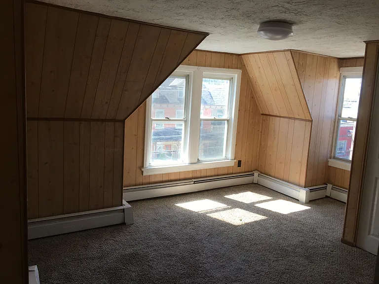 1413 N George St #2 — Photo 10