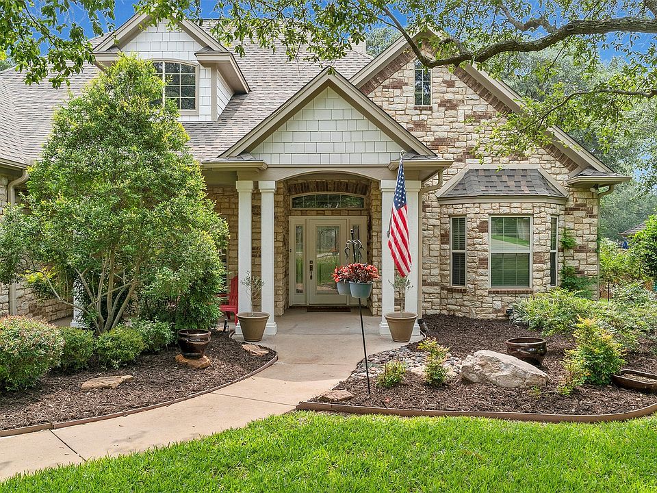 1st image of 3203 Golden Oaks Cir