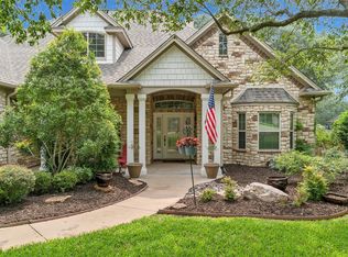 3203 Golden Oaks Cir, Granbury, TX 76049