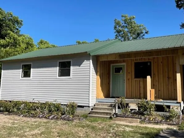 2105 Miriam St, Leesville, LA 71446