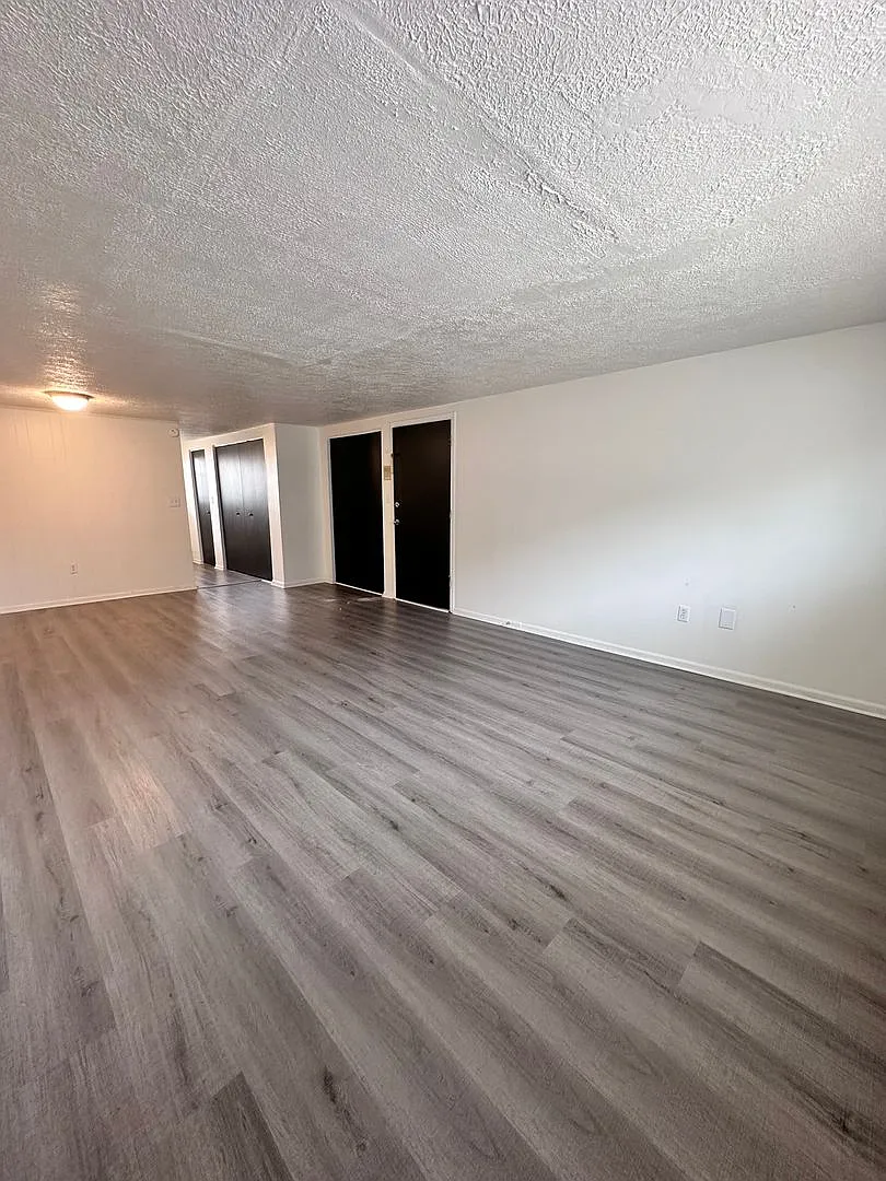 460 Market St — Photo 3