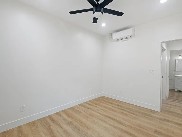 640 Imperial Ave #12 — Photo 14
